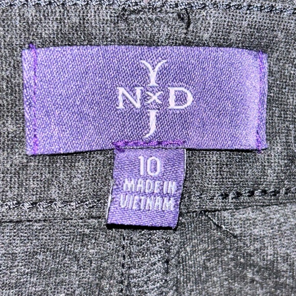 NYDJ Charcoal Gray Ponte Knit Pant Size 10 with Lift & Tuck Technology - Picture 4 of 5